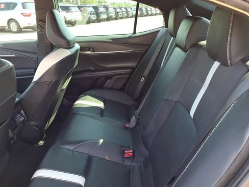 Used 2025 Toyota Camry SE w/ Convenience Package FWD image 6