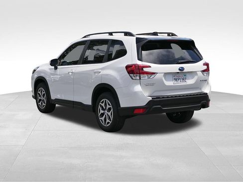 Used 2024 Subaru Forester Premium AWD/4WD image 34