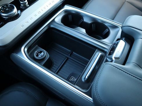 New 2026 Ford Expedition Max Active AWD/4WD image 10