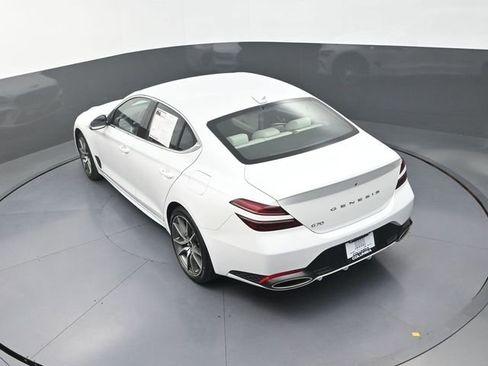 Used 2025 Genesis G70 2.5T RWD image 15