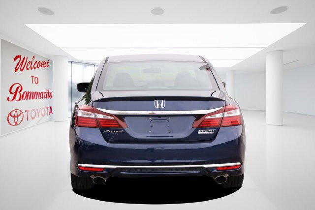 Used 2017 Honda Accord Sport Special Edition image 6