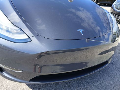 Used 2021 Tesla Model Y 2WD image 22