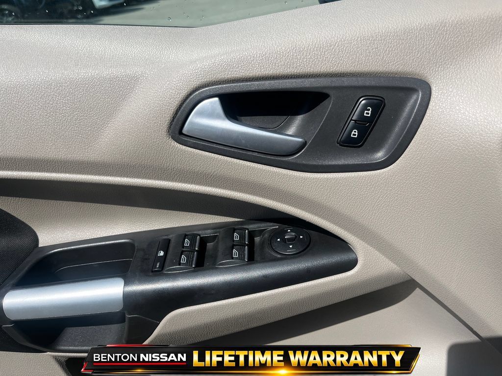Used 2015 Ford Transit Connect XLT FWD image 13