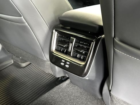 New 2026 Toyota Crown Signia AWD/4WD image 21