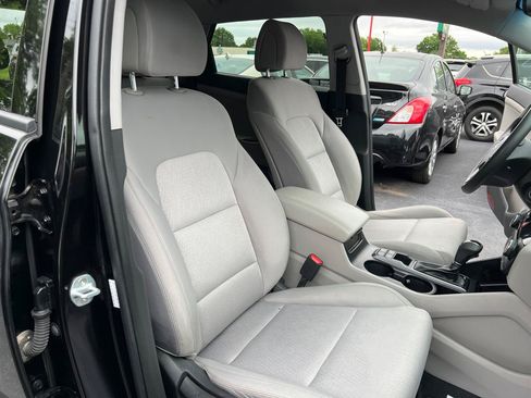 Used 2018 Hyundai Tucson SEL AWD/4WD image 29
