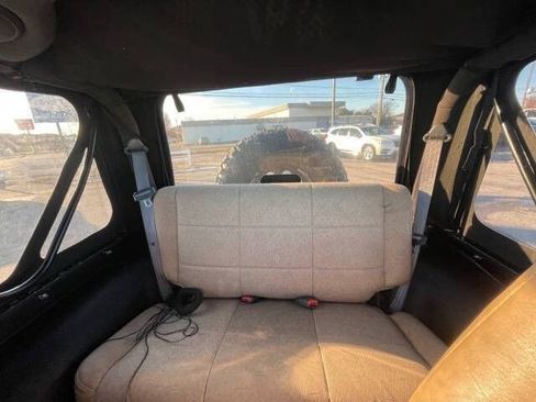 Used 2002 Jeep Wrangler X AWD/4WD image 19