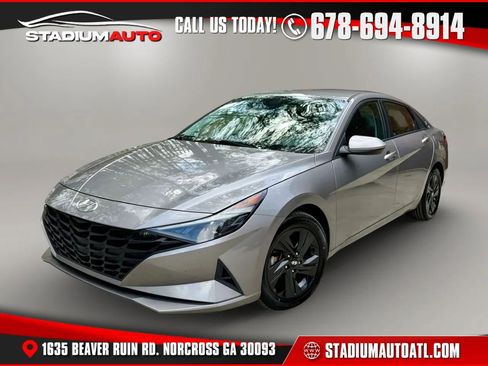 Used 2022 Hyundai Elantra SEL image 1
