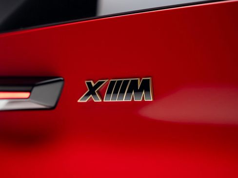 Used 2023 BMW XM image 31