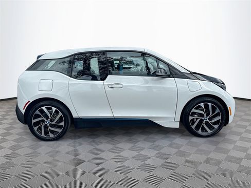 Used 2017 BMW i3 w/ Range Extender image 5