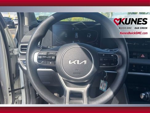 Used 2024 Kia Sportage LX image 27