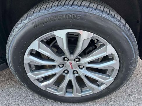 Used 2024 GMC Yukon Denali w/ Max Trailering Package image 11