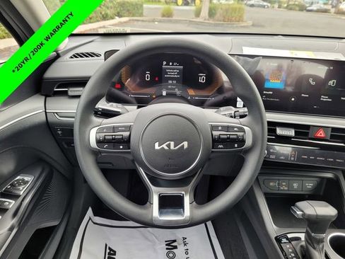 New 2026 Kia K5 LXS image 12