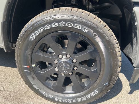 New 2026 RAM 2500 Big Horn AWD/4WD image 11