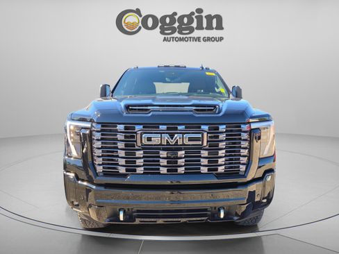 Used 2025 GMC Sierra 2500 Denali Ultimate image 13