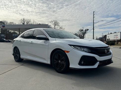 Used 2017 Honda Civic EX image 3