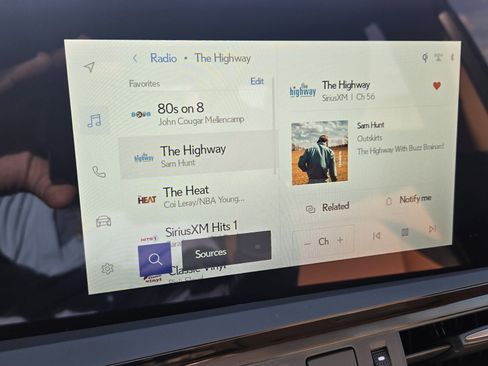 Certified 2025 Lexus ES 350 w/ Premium Package image 19