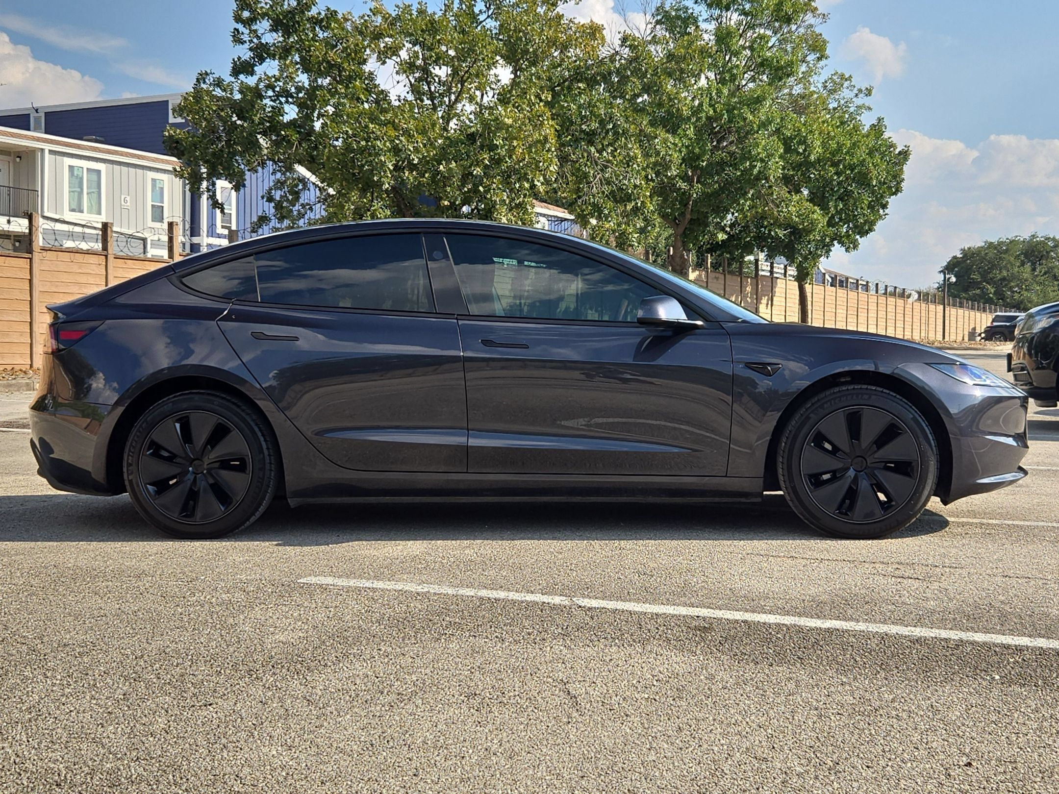 Used 2025 Tesla Model 3 Long Range RWD image 2