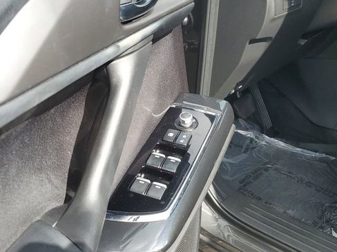 Used 2018 MAZDA CX-9 Sport image 19