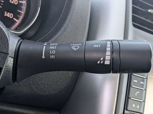 Used 2019 Nissan Versa SV image 25