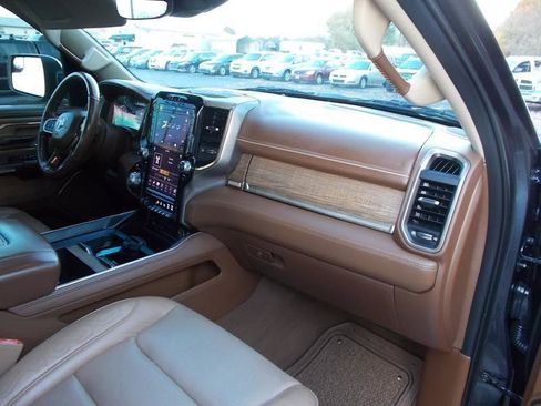 Used 2019 RAM 1500 Limited image 25