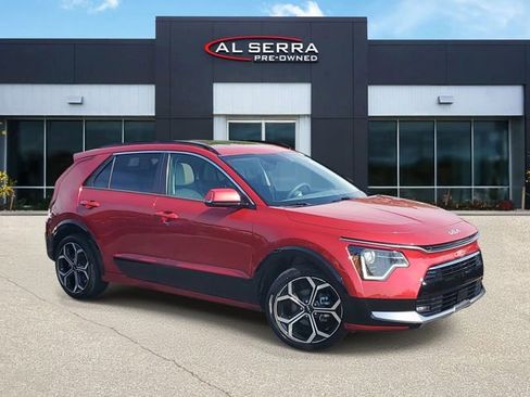 Used 2023 Kia Niro EX Touring FWD image 1