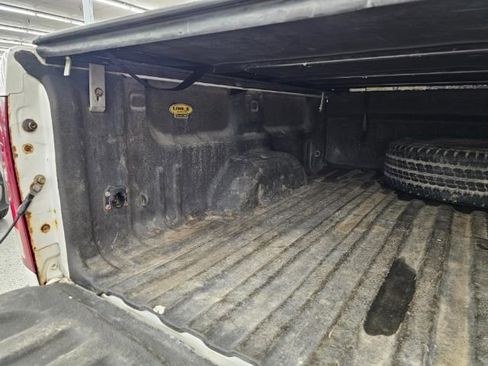 Used 2010 GMC Sierra 2500 SLE image 39