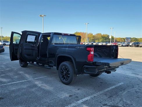 New 2026 Chevrolet Silverado 2500 Custom w/ Custom Convenience Package image 11