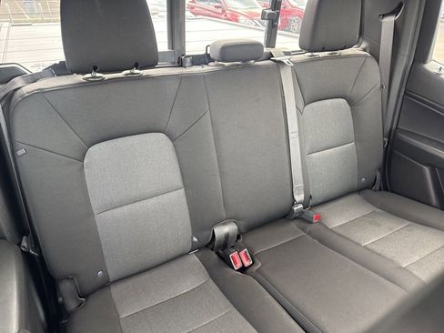 Used 2023 Chevrolet Colorado Trail Boss w/ Technology Package image 18