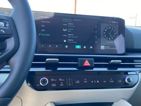 New 2026 Kia Sportage EX image 18