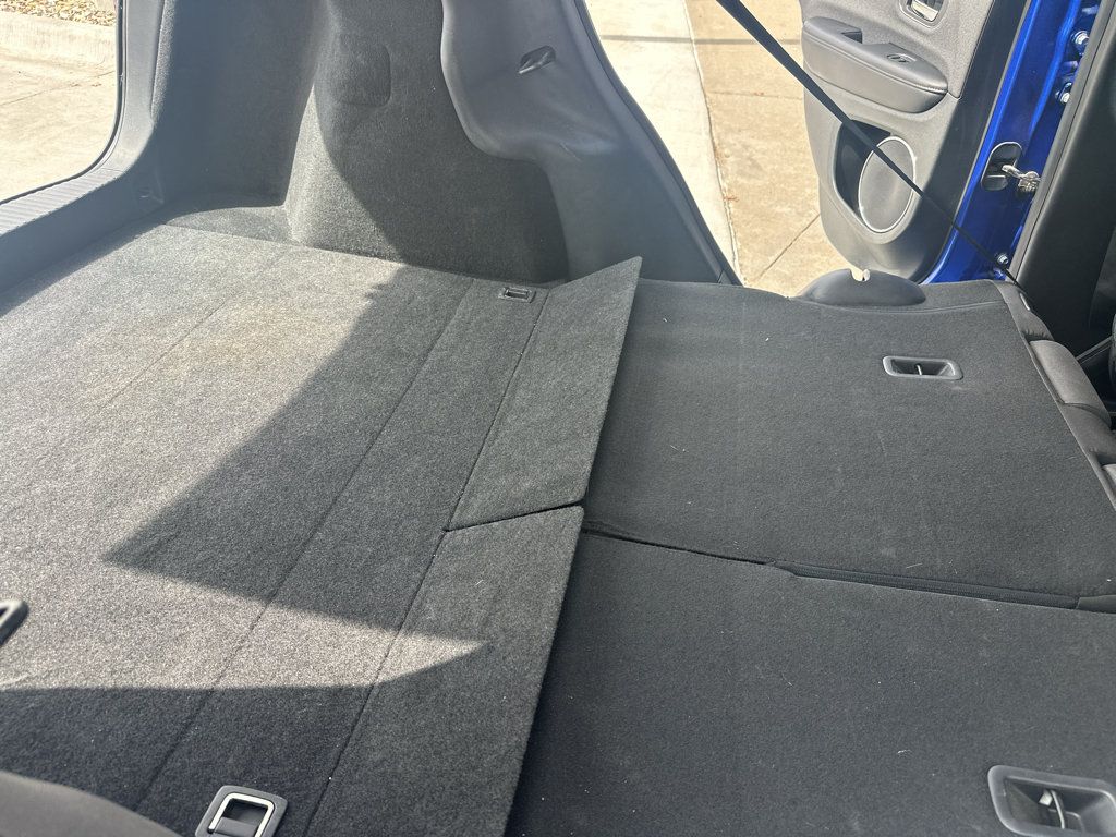 Used 2022 Honda HR-V EX image 34