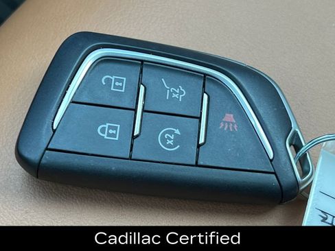 Certified 2024 Cadillac XT4 Sport AWD/4WD image 32