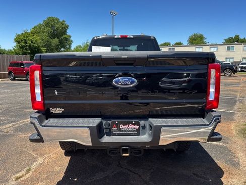 Used 2024 Ford F350 XLT AWD/4WD image 5