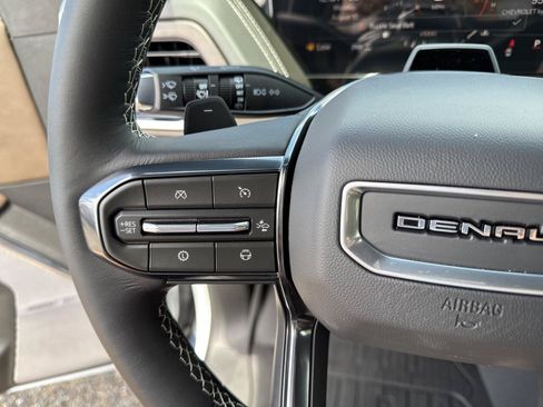 New 2026 GMC Yukon Denali Ultimate w/ LPO, Illumination Package AWD/4WD image 27