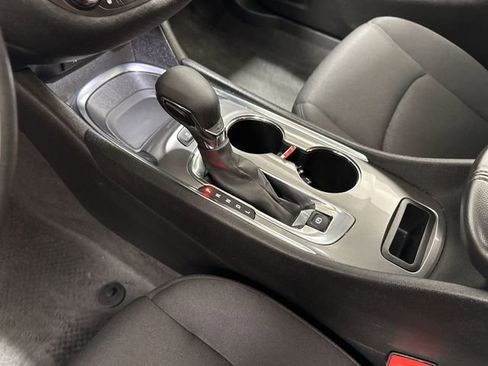 Used 2024 Chevrolet Malibu LT image 20