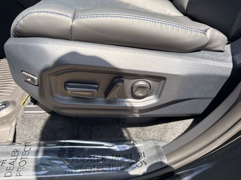 New 2026 Toyota Tundra Platinum AWD/4WD image 20