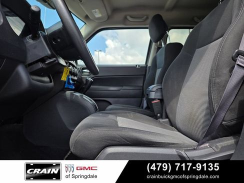 Used 2017 Jeep Patriot Sport w/ Power Value Group AWD/4WD image 11