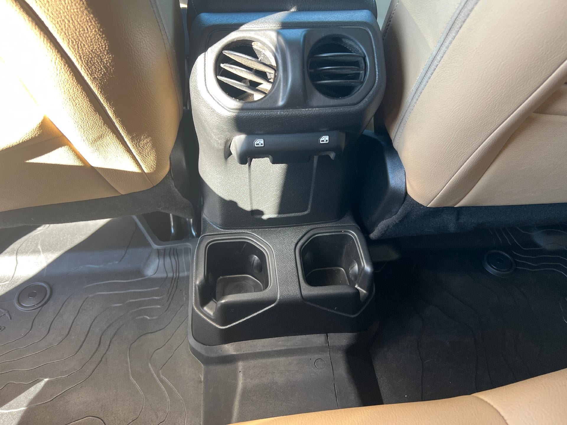 Used 2022 Jeep Gladiator Sport AWD/4WD image 14