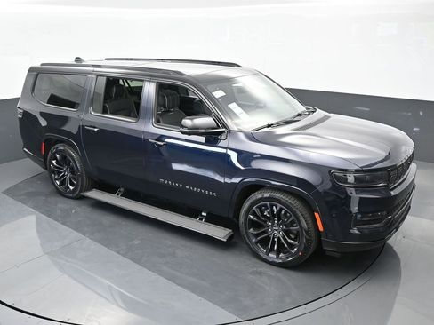 Used 2024 Jeep Grand Wagoneer L Series II w/ Quick Order Packagew 28T image 55