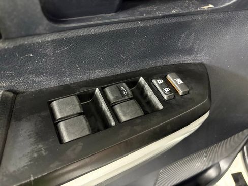 Used 2019 Toyota Tundra SR5 w/ SX Package AWD/4WD image 14