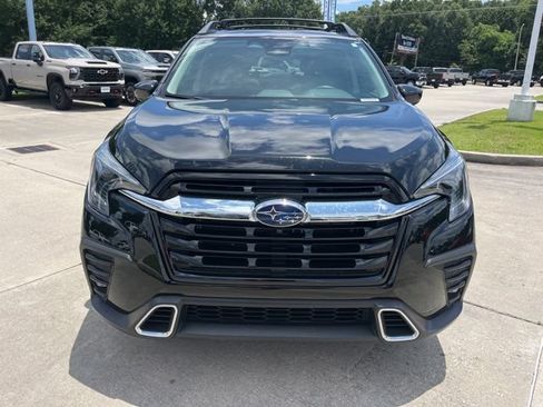 Used 2025 Subaru Ascent Touring AWD/4WD image 13