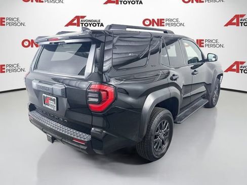 Certified 2025 Toyota 4Runner SR5 AWD/4WD image 8