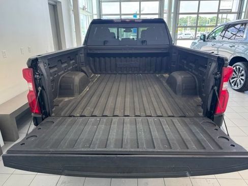 Certified 2024 Chevrolet Silverado 1500 High Country AWD/4WD image 40