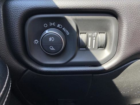 Used 2021 RAM 2500 Laramie AWD/4WD image 31