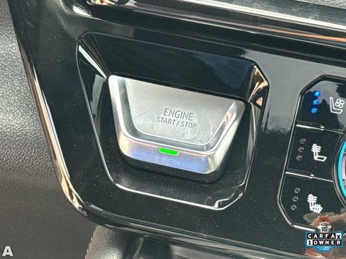 Used 2025 GMC Sierra 1500 AT4 w/ AT4 Premium Package AWD/4WD image 28