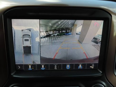 Certified 2019 Chevrolet Silverado 1500 High Country w/ Technology Package AWD/4WD image 36