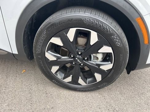 Used 2024 Kia Sportage X-Line w/ X-Line Premium Package image 4