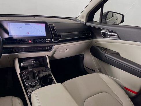 Used 2023 Kia Sportage EX FWD image 25
