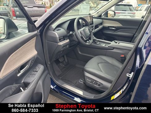 New 2026 Toyota Grand Highlander Limited image 13