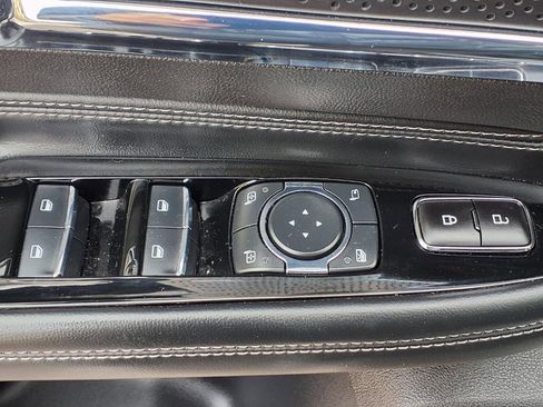 Certified 2023 Lincoln Corsair AWD image 16