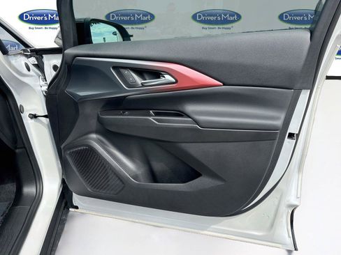 Used 2024 Chevrolet Equinox EV RS FWD image 29